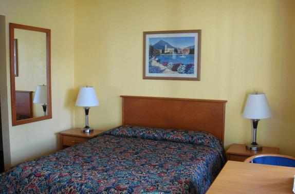 Knights Inn Santa Cruz Habitación foto